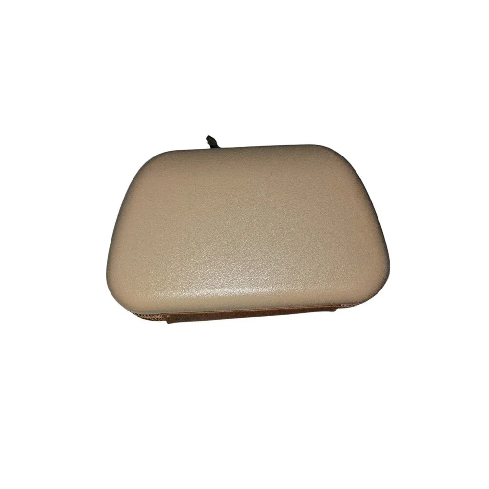 New BRICS Hard Shell Toiletry Bag Beige Qatar Airways     57